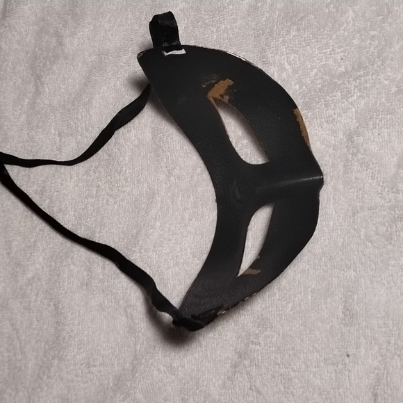 Masquerade mask - Picture 5 of 5